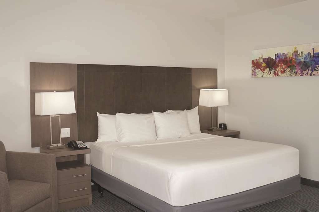 La Quinta By Wyndham Dallas Дунканвілл Номер фото
